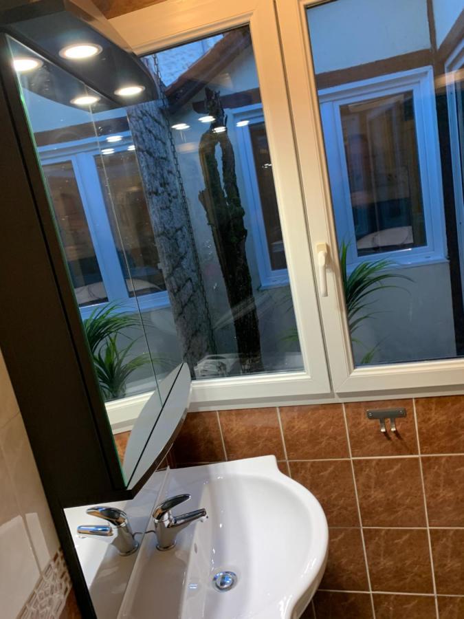 Chambre D'Hotes Naturiste Le Jardin Des Hirondelles Blanzaguet-Saint-Cybard Buitenkant foto
